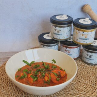 🛰️: Os amigos de @quinteirodoce teñen unhas especias boísimas baixo a marca Quinteiro13.
O seu catálogo inclue unha ampla variedade de produtos pero nós escollimos o seu comiño, cúrcuma, pemento doce moído e cravo en grao para elaborar este delicioso curry de Lagostinos. Estaba para chupar os dedos!!!
➡️ Deixámosvos a receita completa en fogons.gal
(link na descripción do perfil)
🇪🇸: Los amigos de @quinteirodoce tienen unas especias buenísimas con la marca Quinteiro13.
Su catálogo incluye una amplia variedad de productos, pero elegimos su comino, cúrcuma, pimientón dulce y clavo en grano para hacer este delicioso curry de langostinos. ¡Estaba para chuparse los dedos!
➡️ Os dejamos la receta completa en fogons.es
(link en la descripción del perfil)
#fogons #recetasfaciles #recetas #receitas #receitasengalego #cociña #cociñaengalego #foodie #instagood #comida #instaengalego #engalego